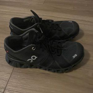 All black on cloud sneakers. Size 8. Lightly used
